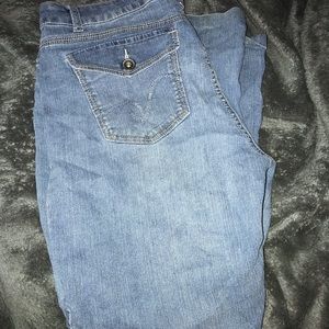 Boot cut jeans